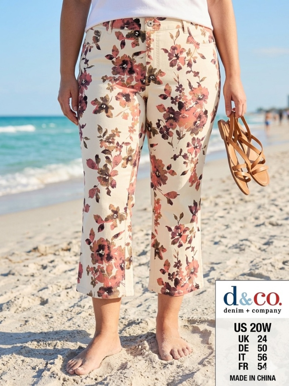 Floral Cropped Pants in Cream with Pink Floral Print
